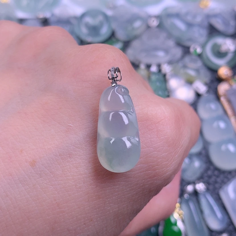 【闪购商品】翡翠18K金镶嵌颈饰云*天然缅甸翡翠