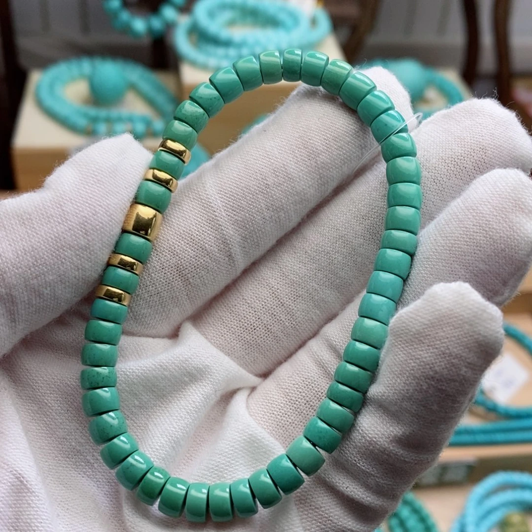 绿松石未镶嵌珠宝奇石