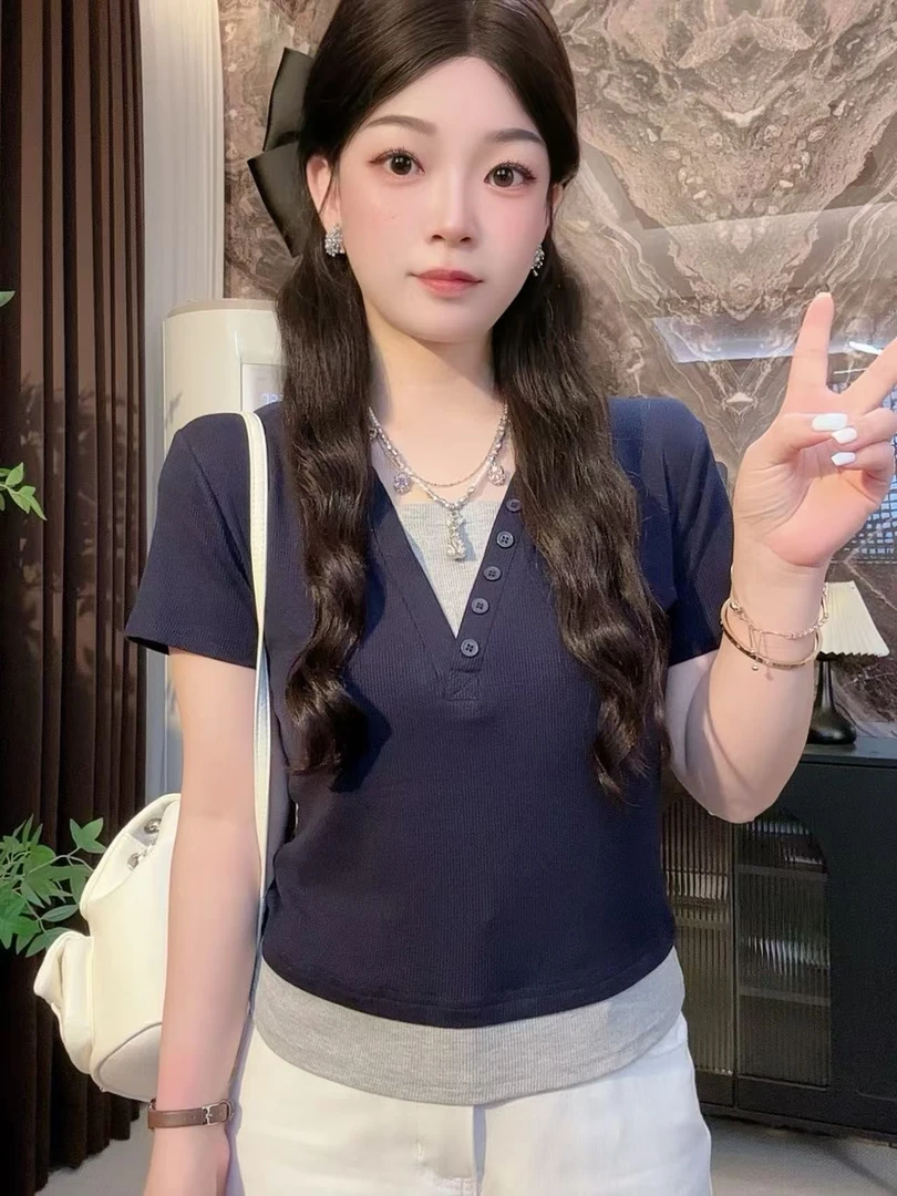 9002#欧若风纽扣假两件短袖T恤女夏季复古辣妹修身别致上衣潮