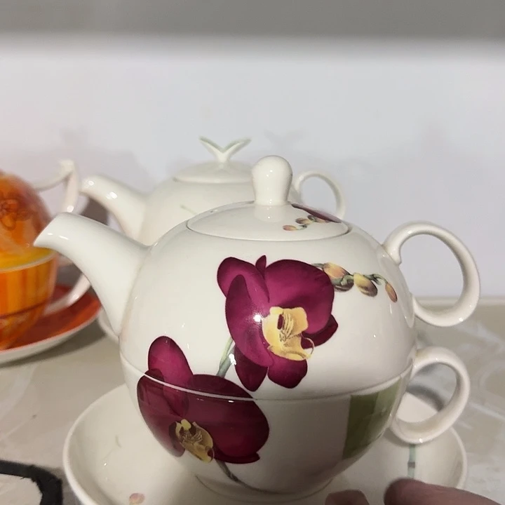 茶盏陶瓷盘子啥都有