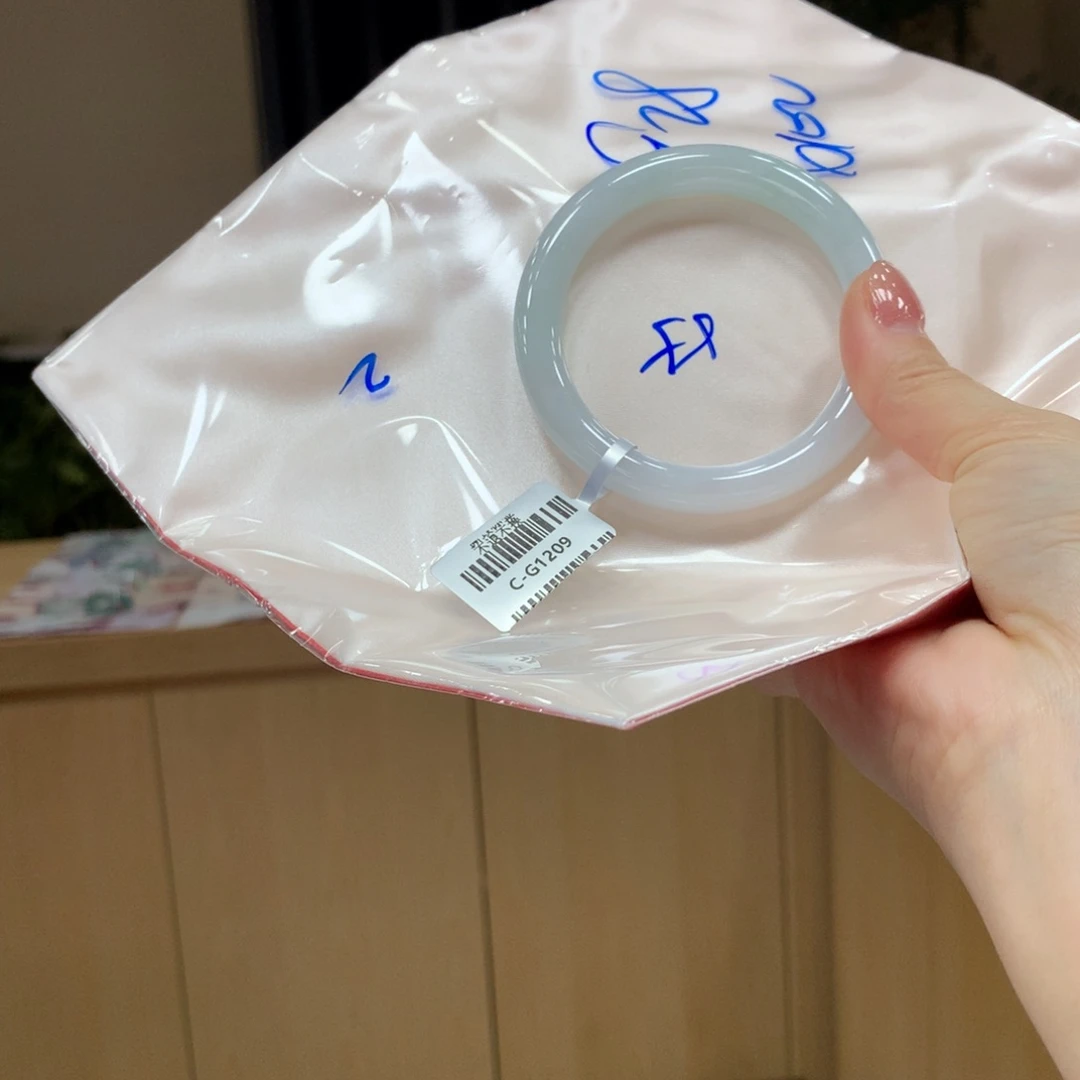 未镶嵌手镯翡翠不退不换