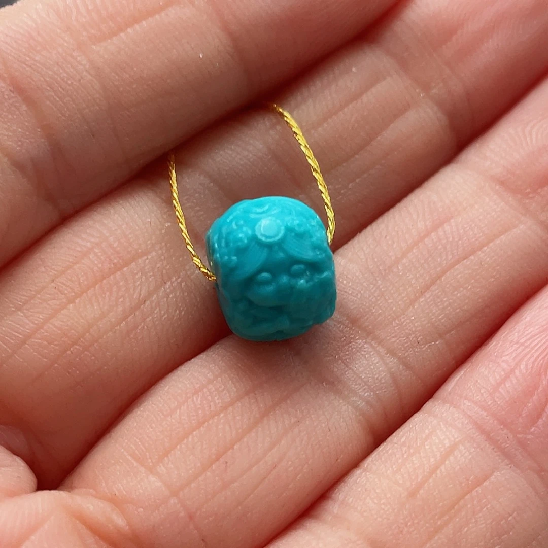 绿松石颈饰未镶嵌