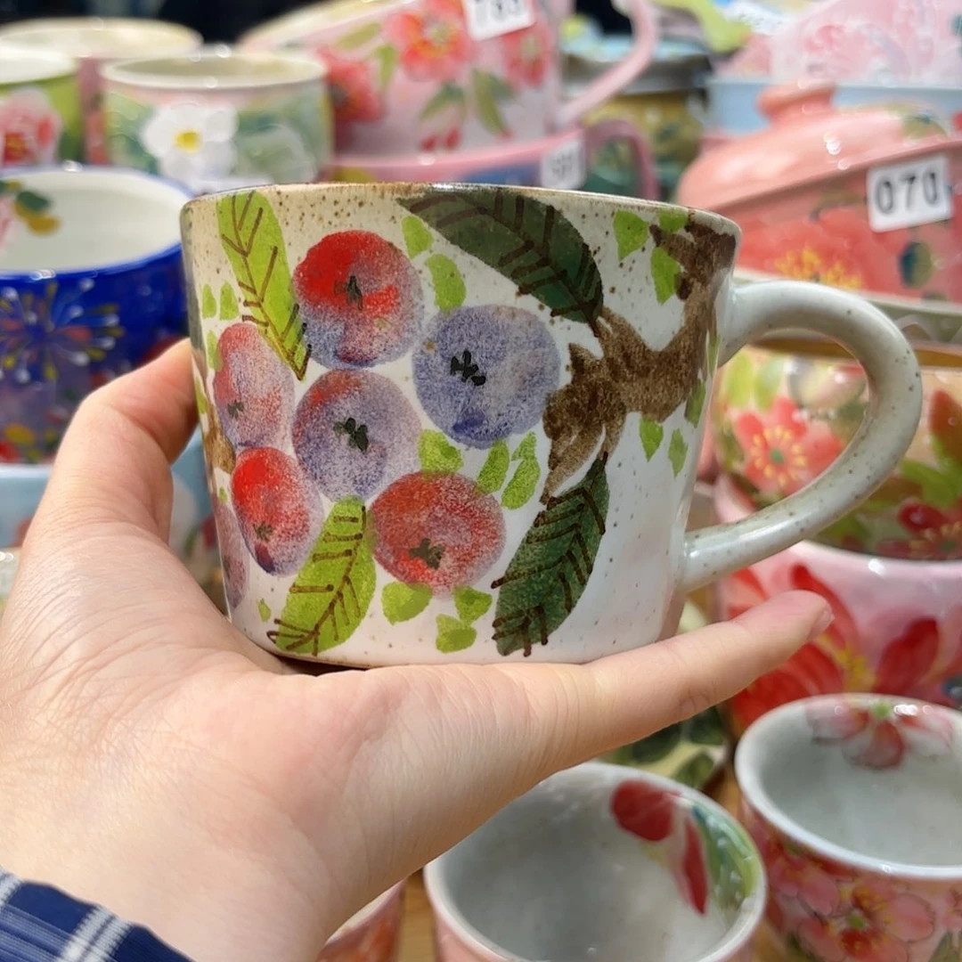 瓷片兔兔盖茨。兔兔好