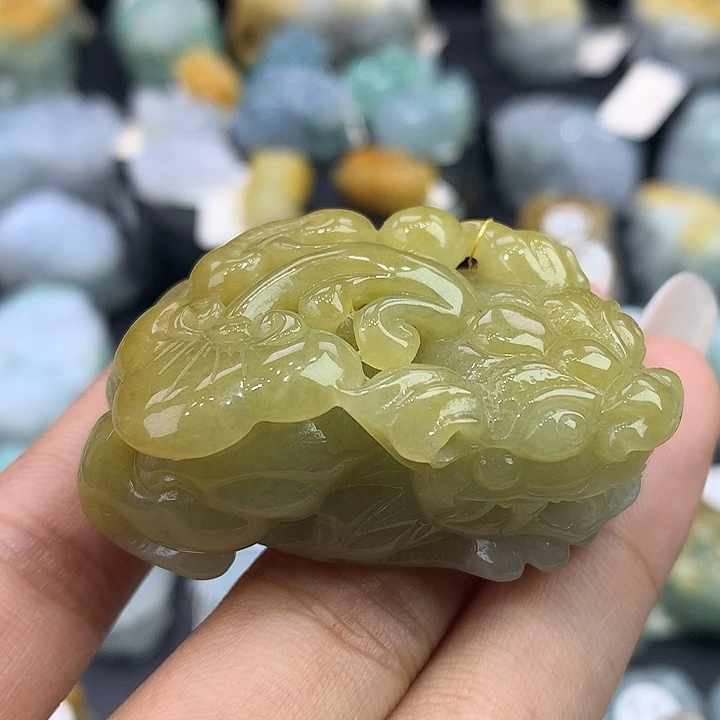 翡翠未镶嵌颈饰天然缅甸翡翠