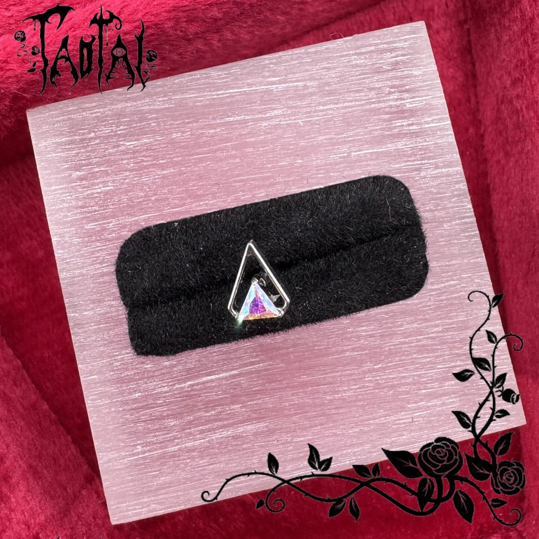 钛合金锆石耳饰 淘钛F136医用植入级小众气质锆石轻奢耳钉耳骨钉