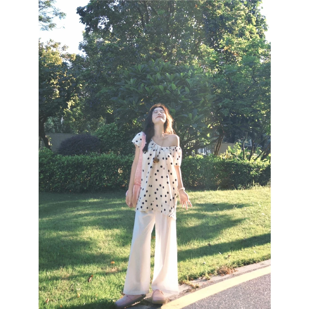 2025超火夏装一整套新款波点一字领上衣阔腿裤减龄盐系两件套装潮