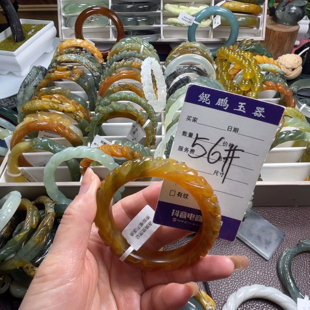 未镶嵌蛇纹石玉手镯