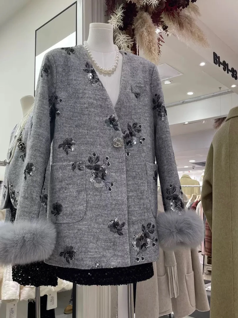 高端刺绣羽绒呢子外套2024冬季新款宽松气质外套