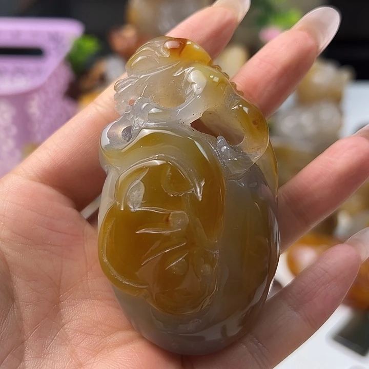 玛瑙/玉髓颈饰未镶嵌