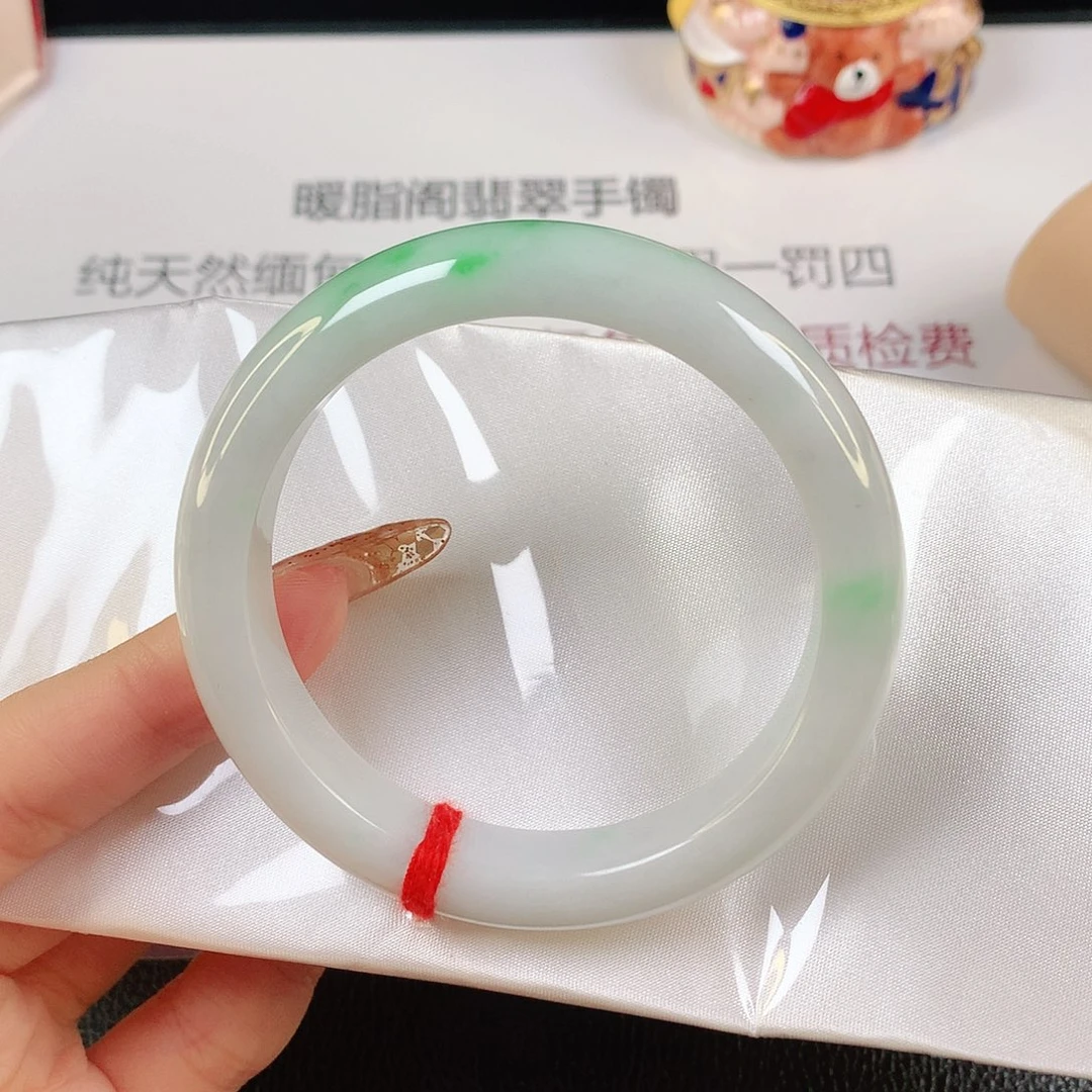 翡翠手镯未镶嵌缅甸天然1432