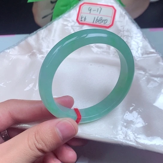 翡翠手镯未镶嵌正圈062