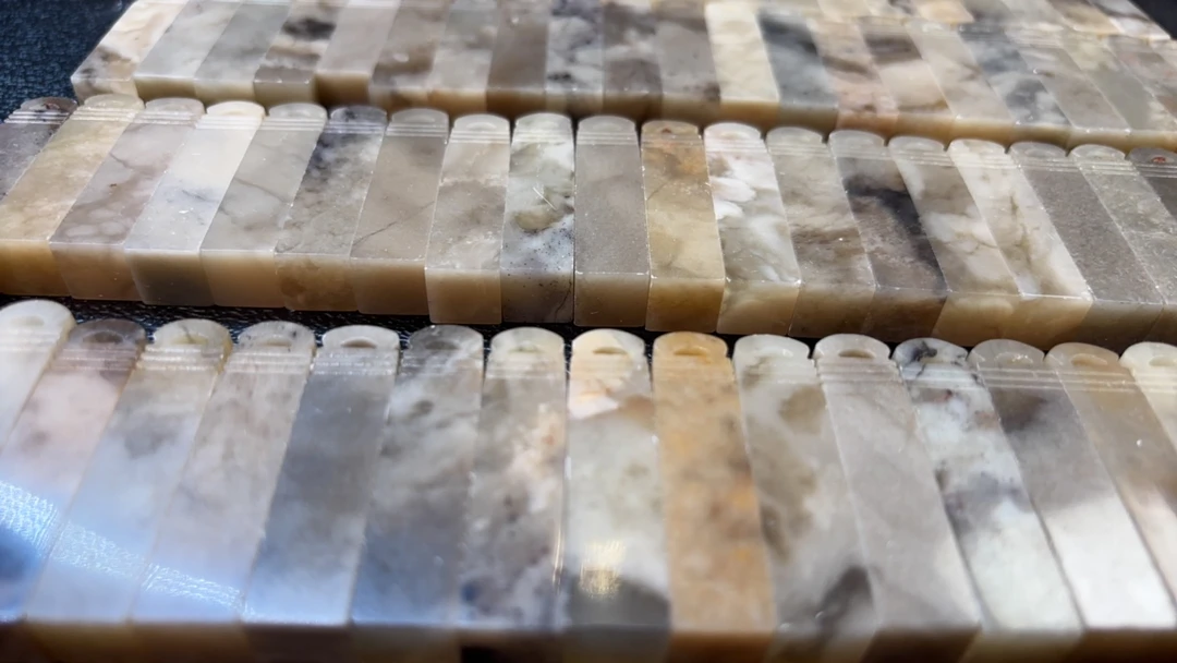 伊犁石印章石一组10枚1.0*1.0*4.0