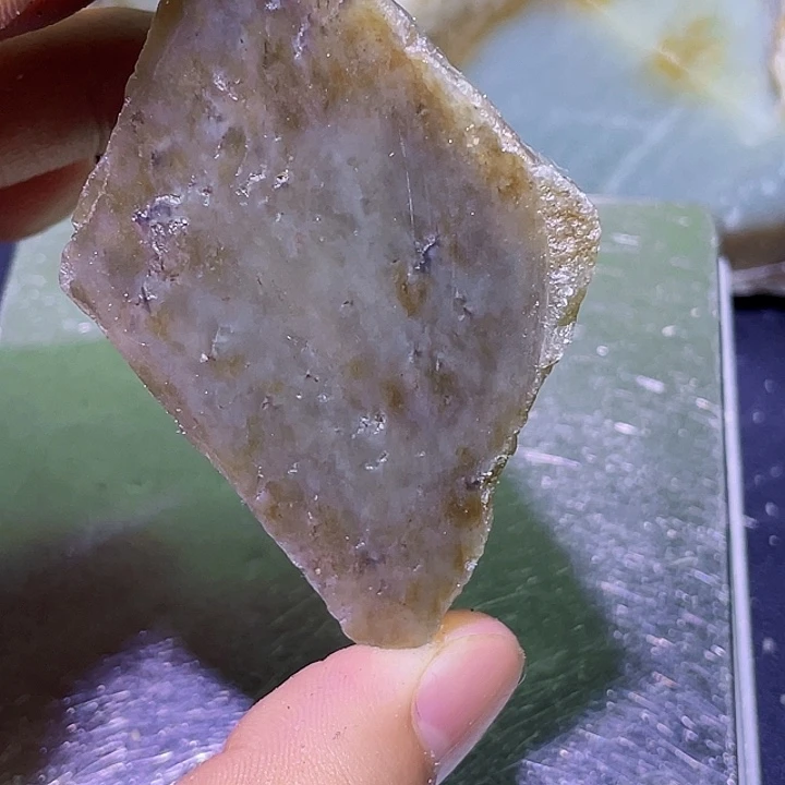 和田玉(糖玉)未镶嵌珠宝半成品