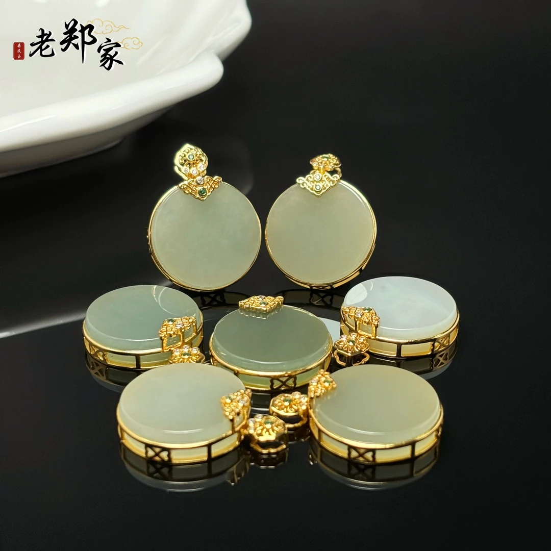 【老郑家】925银和田玉圆牌吊坠 3414 多样性发1件 约20*5mm