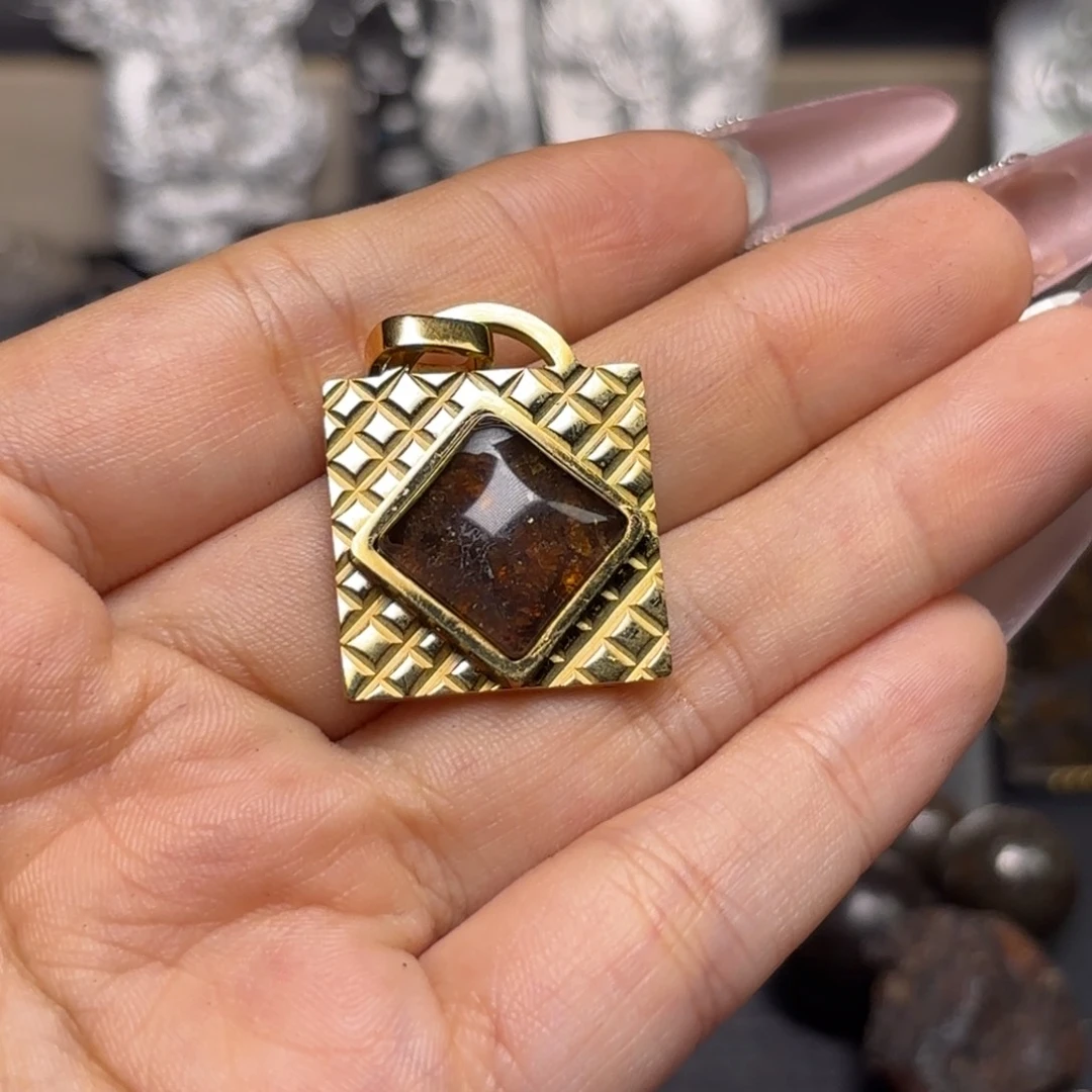 红***枫铁合金无非洲肯尼亚橄榄陨