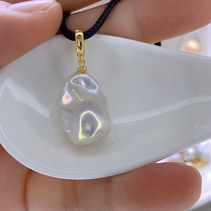 颈饰未镶嵌淡水珍珠