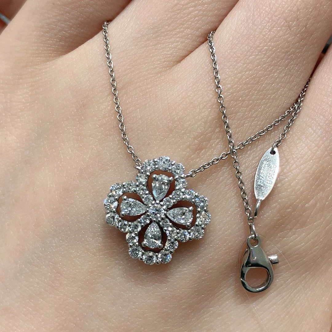 铂Pt950镶嵌实验室培育钻石颈饰重金中四叶草