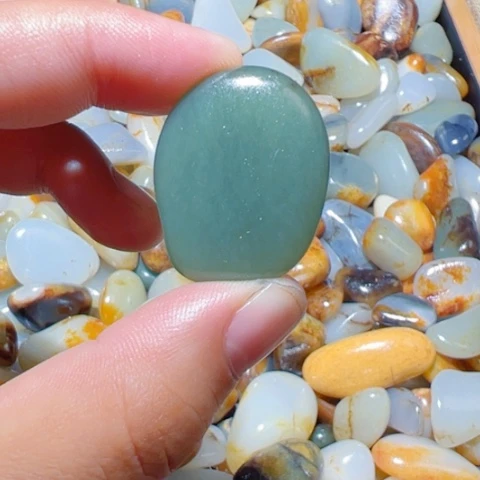 和田玉（子料）未镶嵌颈饰10克