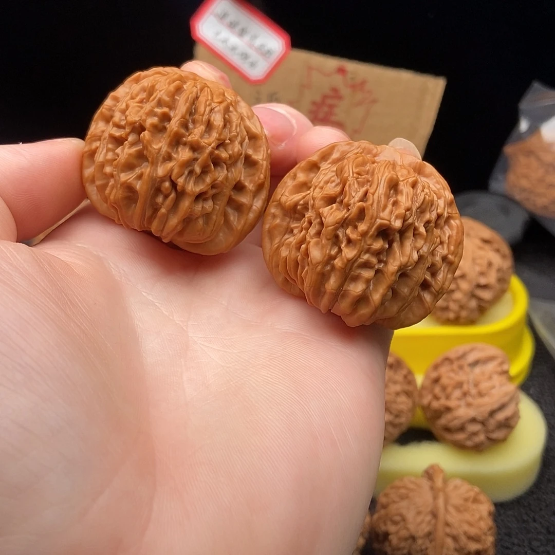 核桃文玩核桃把件四座楼42