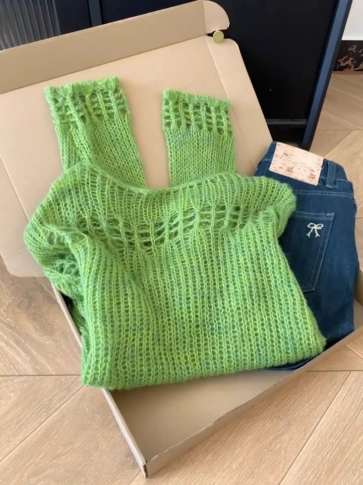 慵懒风复古绿色镂空长袖针织衫女早秋季新款百搭宽松显瘦罩衫上衣