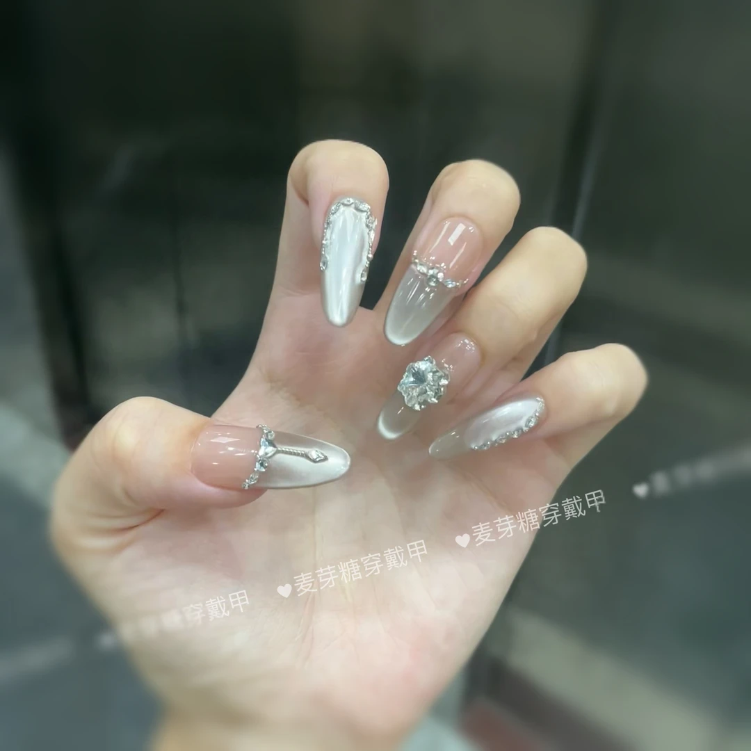 【苍山赴雪】纯手工穿戴甲片秋冬爆款绵密猫眼高级感美甲贴片