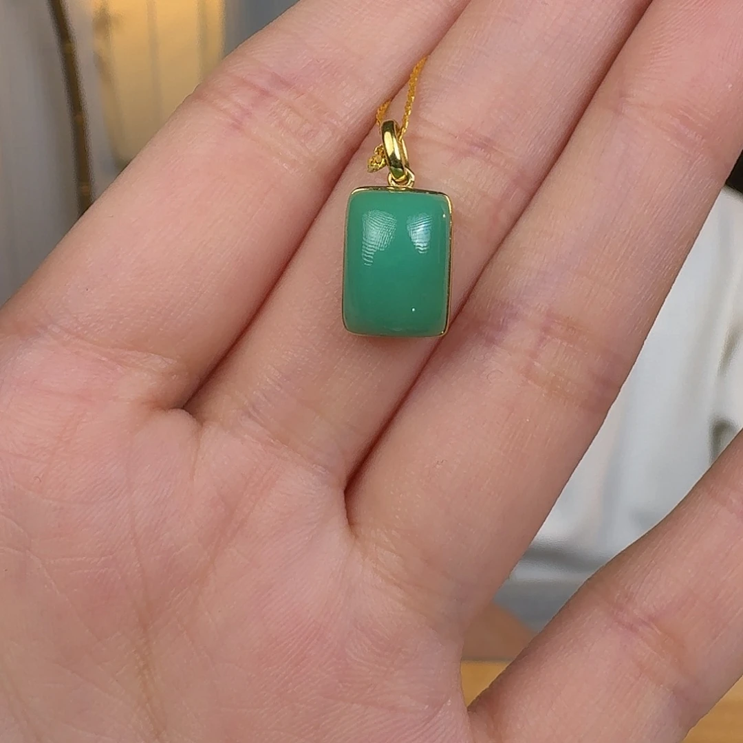 绿松石18K金镶嵌挂件