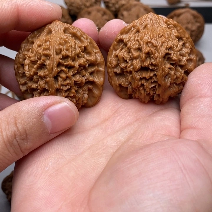 文玩核桃吊坠满天星