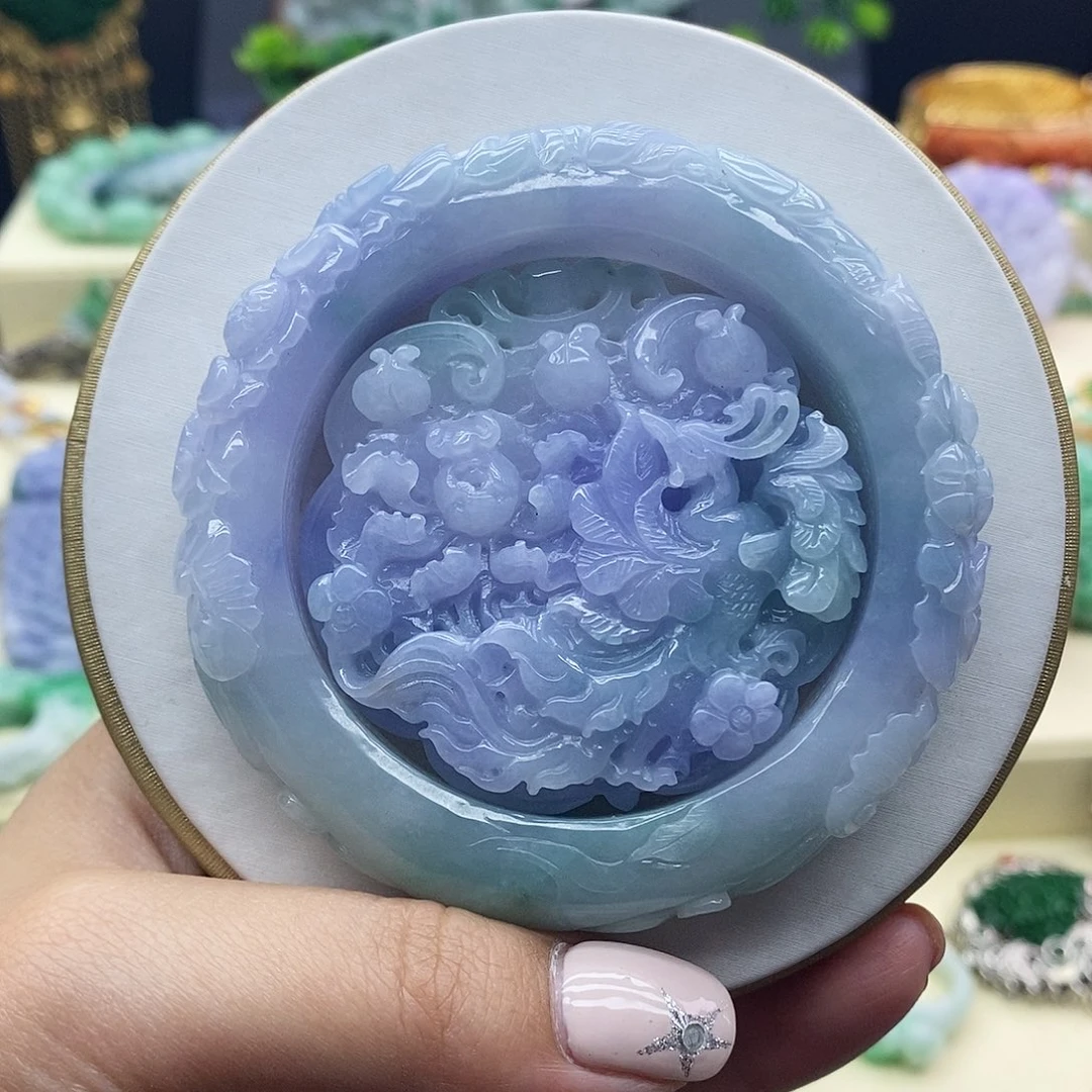 翡翠手镯未镶嵌套镯
