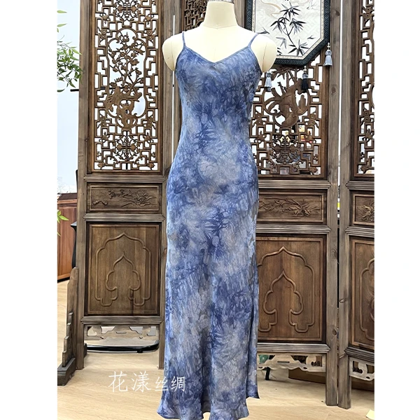 【苍蓝逸梦斜裁吊带裙】花漾布庄高定限量款【F073】