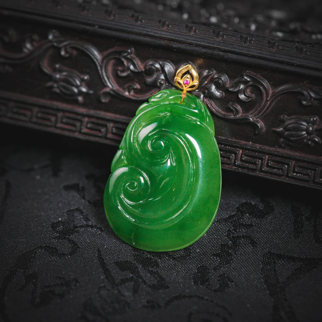 【诗蓉】如春·精品和田玉碧玉18K金如意吊坠AD2803尺寸约34*24*5.8