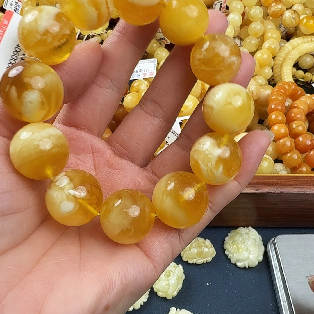 琥珀未镶嵌珠宝奇石