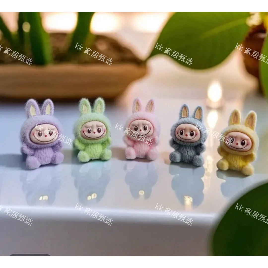 新款坐姿泡泡labubu拉布布汽车中控台摆件卡通车载显示屏中控饰品