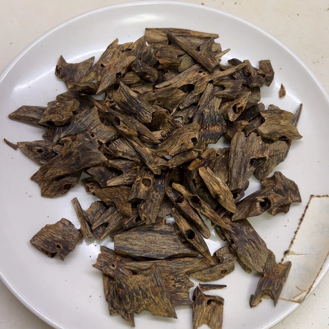 b***e沉香沉香碎屑金莎叶块料102克