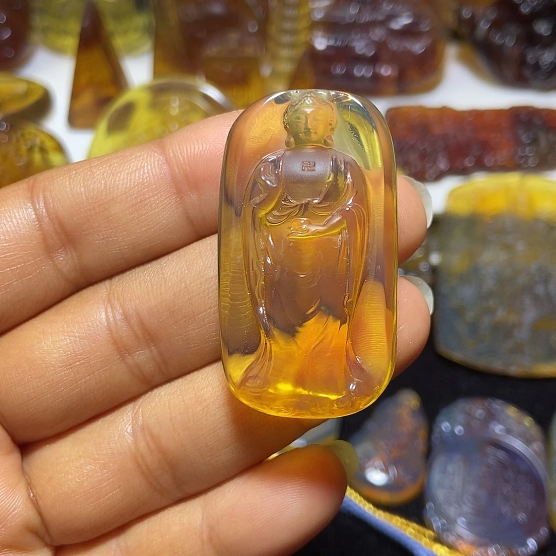 琥珀未镶嵌颈饰缅甸天然琥珀吊坠