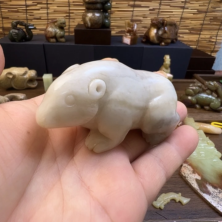 未镶嵌和田玉（糖玉）挂件