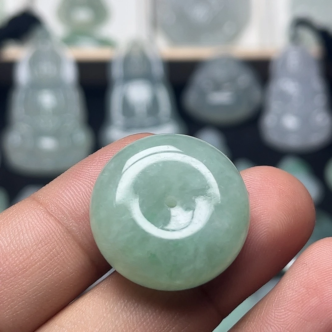 翡翠未镶嵌颈饰缅甸天然翡翠