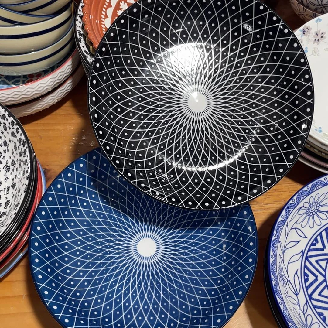 瓷    8寸温佩家 数量是2