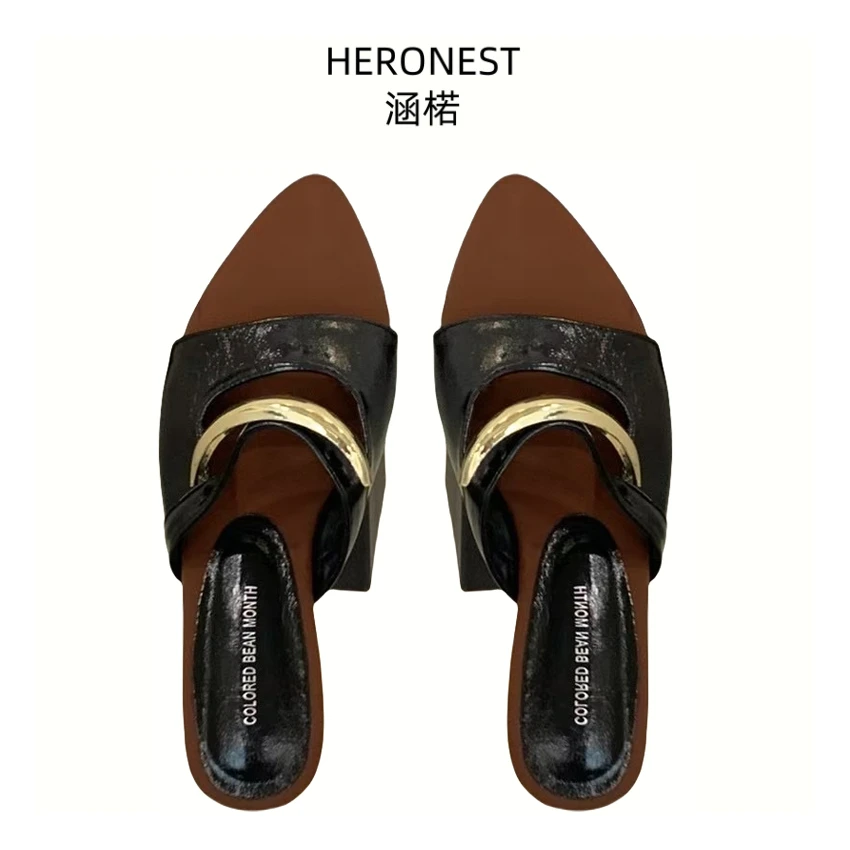 HERONEST | 双色夏季法式尖头金属装饰一字带百搭时装凉拖