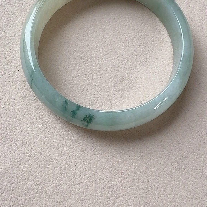 翡翠未镶嵌手镯（序号31）点菜看细节
