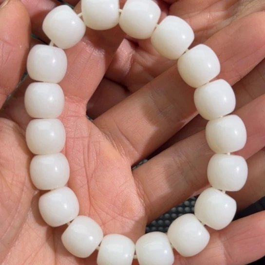 和田玉未镶嵌珠宝半成品