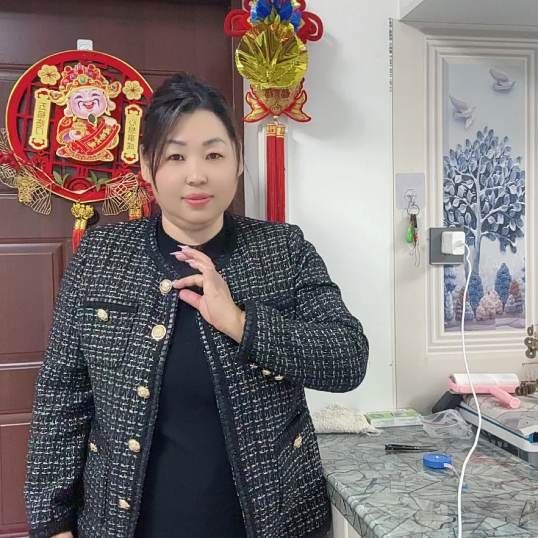 悦姐大码女装格子小香风外套时尚百