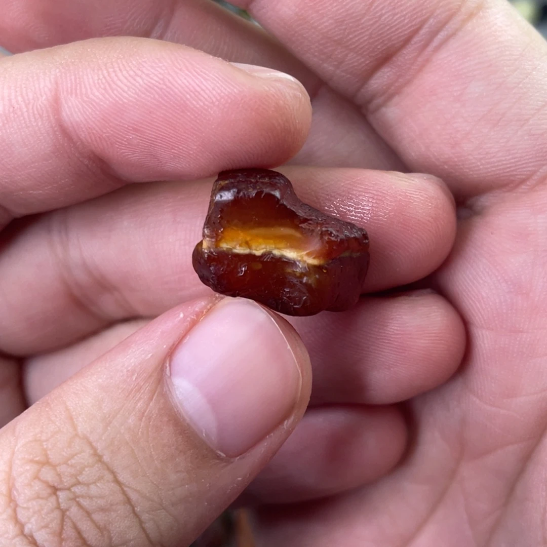 定制琥珀天然琥珀