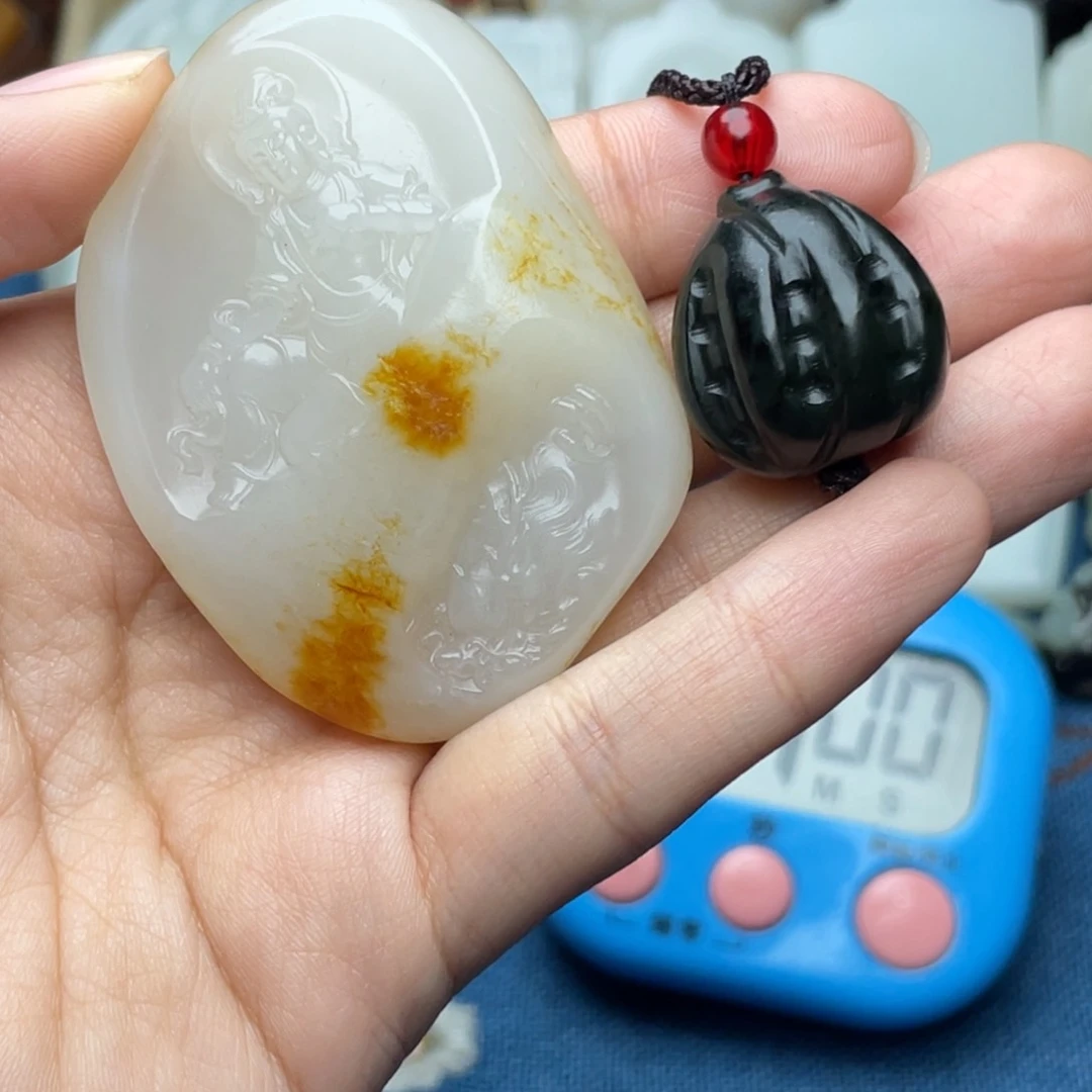 颈饰未镶嵌和田玉野*香