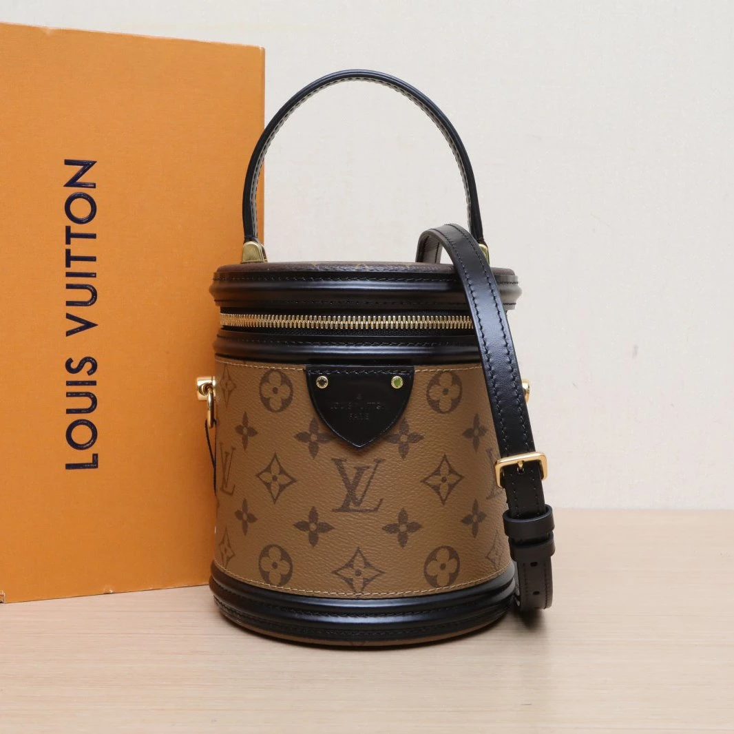 99新 LouisVuitton/路易威登 【娇】圆桶斜跨包拼色PVC芯片 786748