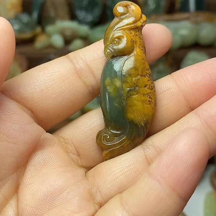 岫岩河磨玉（透闪石质玉）未镶嵌颈饰