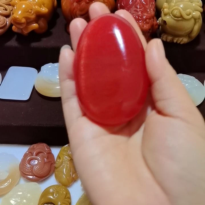 和田玉未镶嵌珠宝奇石