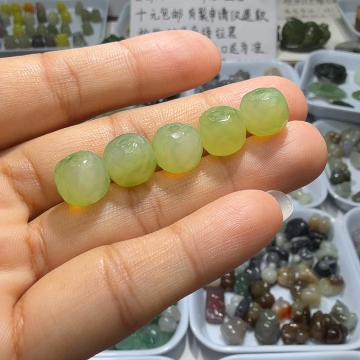 未镶嵌和田玉珠宝半成品