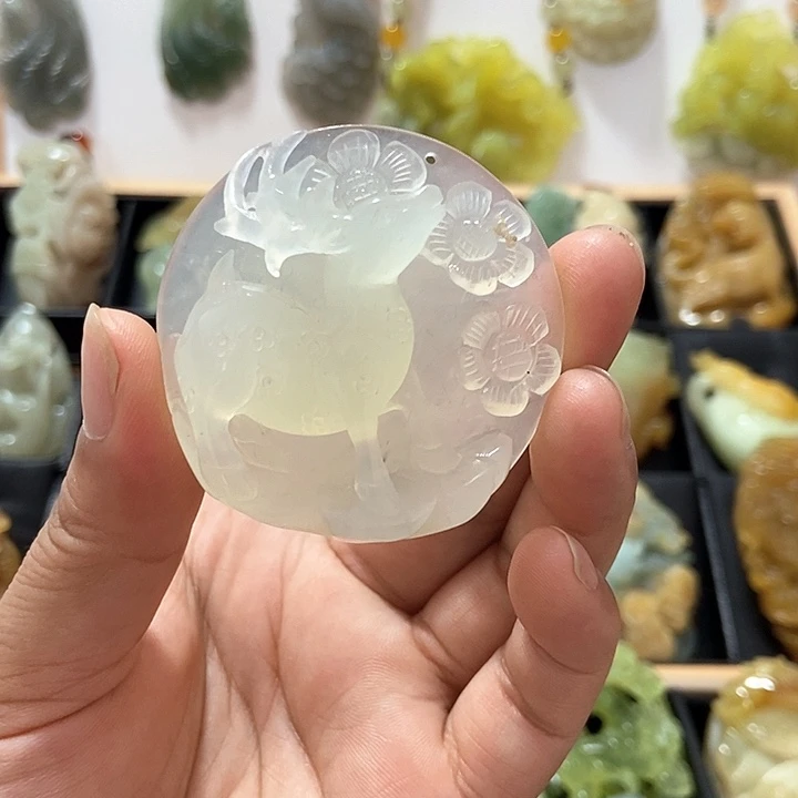 蛇纹石玉未镶嵌挂件