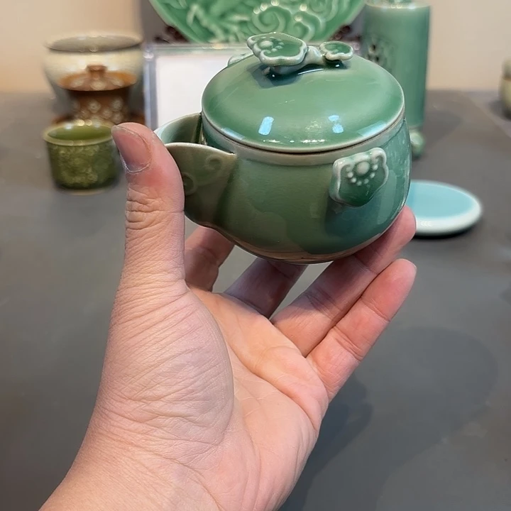 瓷片龙泉青瓷福利青瓷