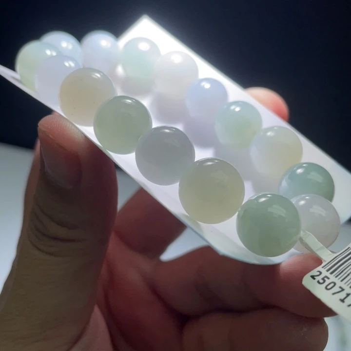 未镶嵌定制翡翠翡翠卡12+